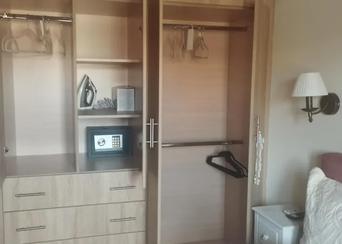 The Garden House Apartment *