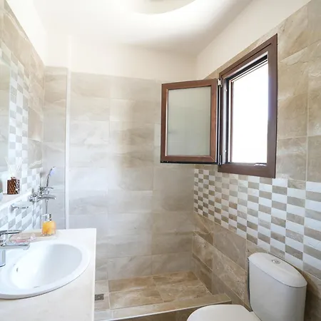 The Garden House * Антимахия