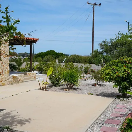 The Garden House Апартаменты Антимахия