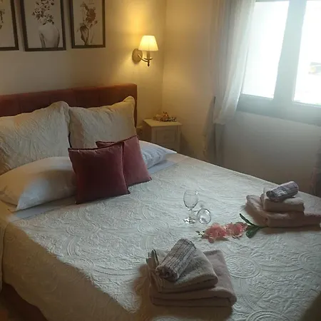 Апартаменты The Garden House *
