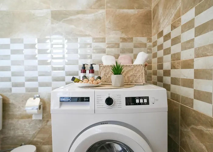 The Garden House Apartment