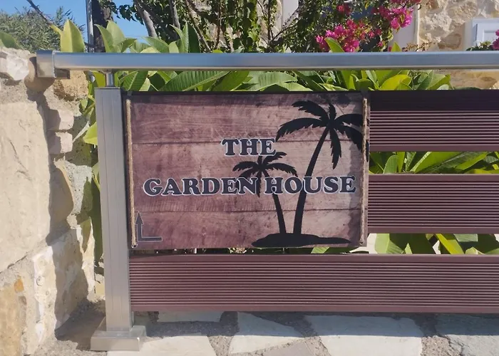 Apartment The Garden House *